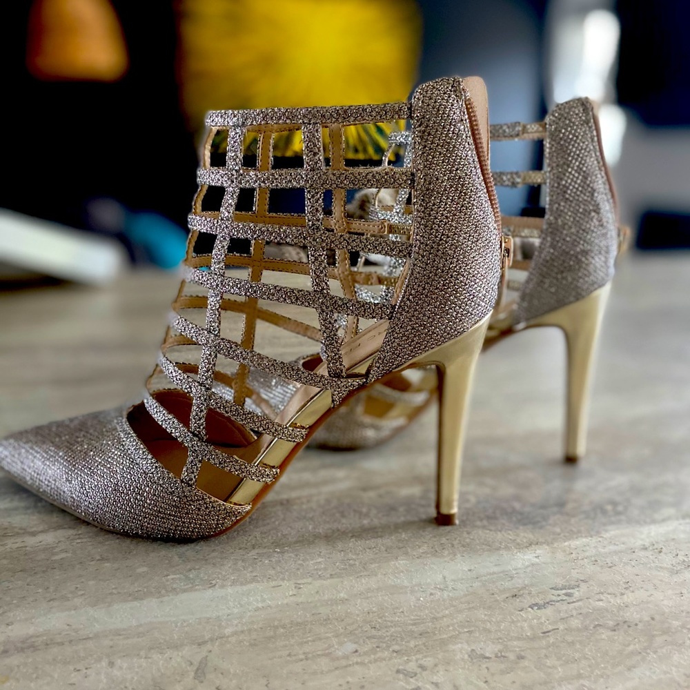 Prom shoes